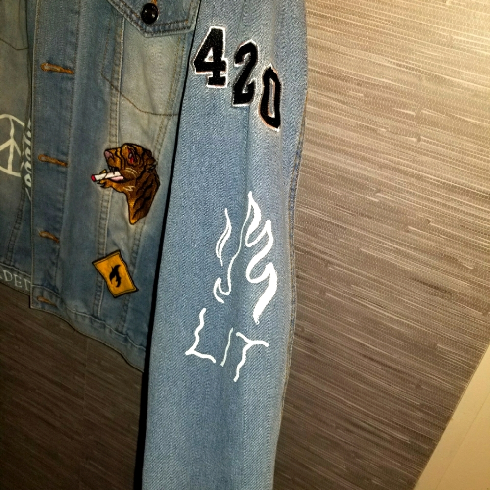 Denim jacket - Picture 3 of 3